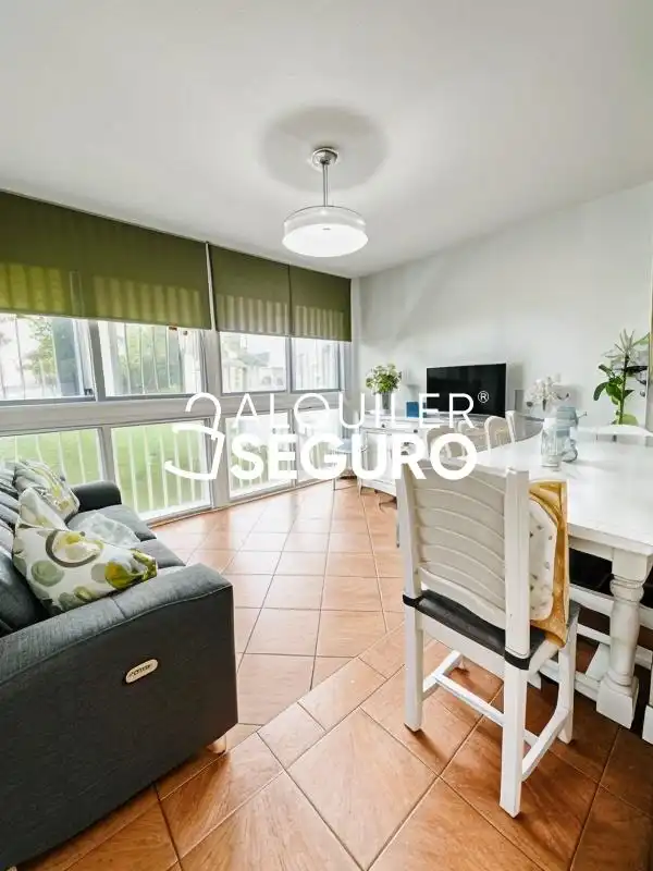 Living room of Study for rent in Benicasim / Benicàssim  with Air Conditioner, Heating and Swimming Pool