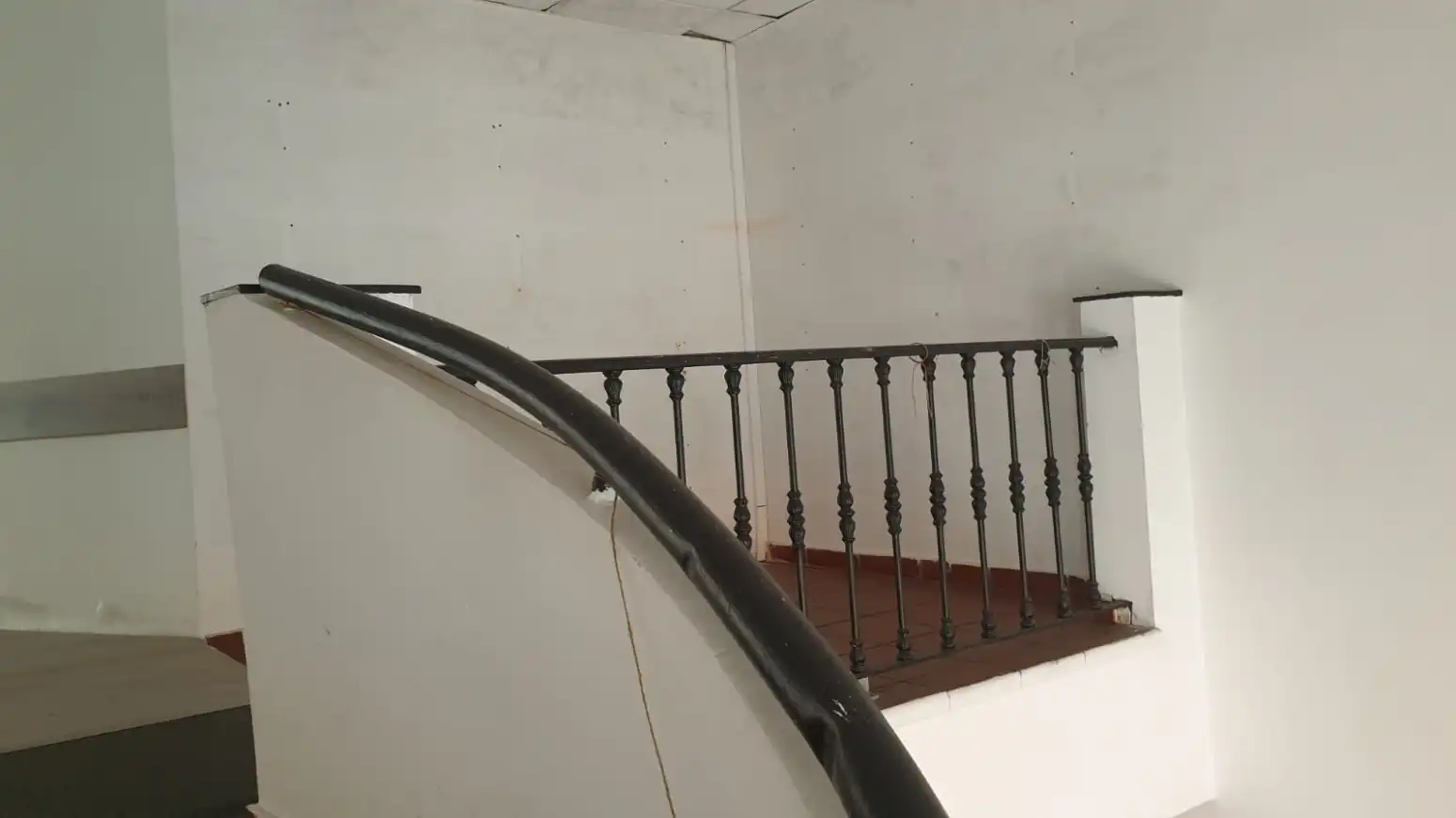 Business premises to rent in El Carbayedo - El Quirinal, imagen 5