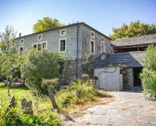 Vista exterior de Casa o xalet en venda en San Martín de Oscos amb Jardí privat i Traster