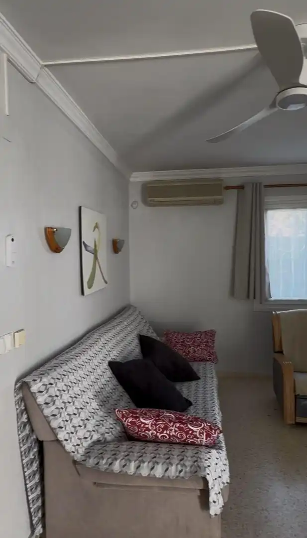 Dormitori de Apartament en venda en Oliva