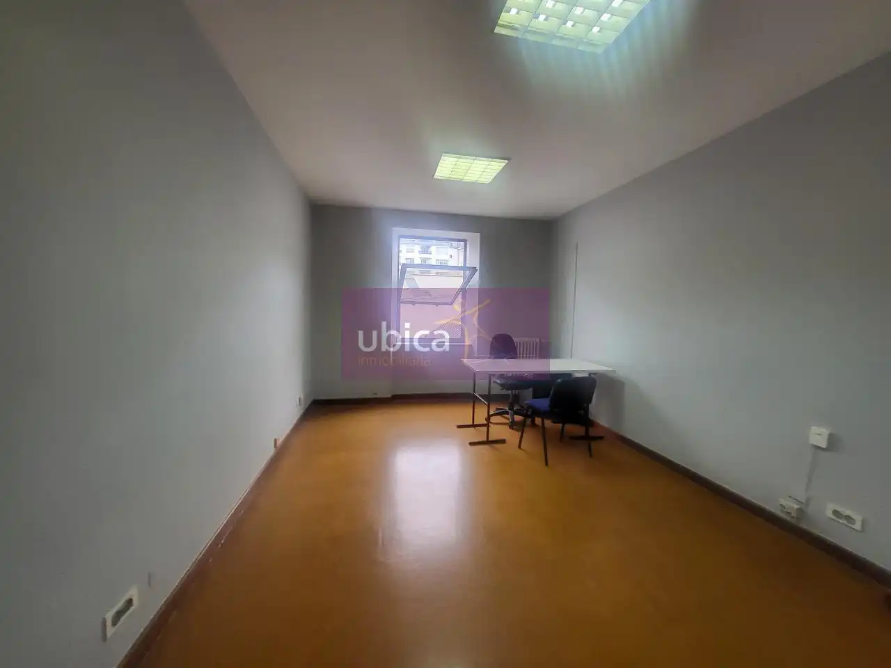 Oficina amb ascensor en venda a Centro Urbano, imagen 3