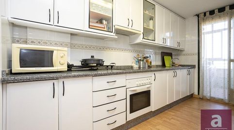 VENTA DE LA NUDA PROPIEDAD DE PISO DE 3 HABITACIONES Y GARAJE EN CÁCERES, image 2
