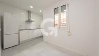 Kitchen of Flat for sale in L'Hospitalet de Llobregat  with Parquet flooring and Oven