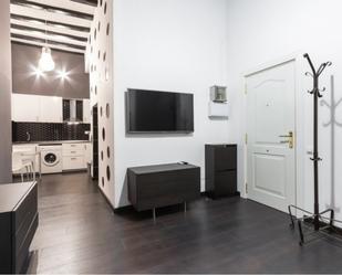 Flat to rent in  Barcelona Capital  with Air Conditioner, Heating and Terrace