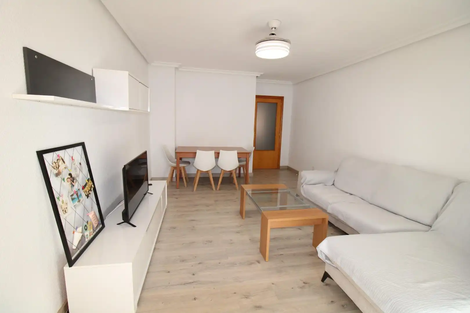 Flat with terrace to rent in Calle HUERTO CAPUCHINOS