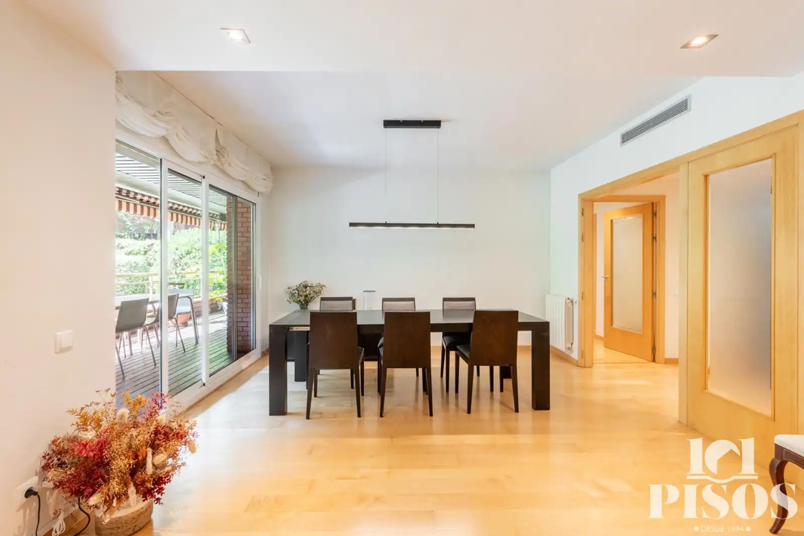 Dining room of Flat for sale in Sant Cugat del Vallès  with Air Conditioner, Heating and Private garden