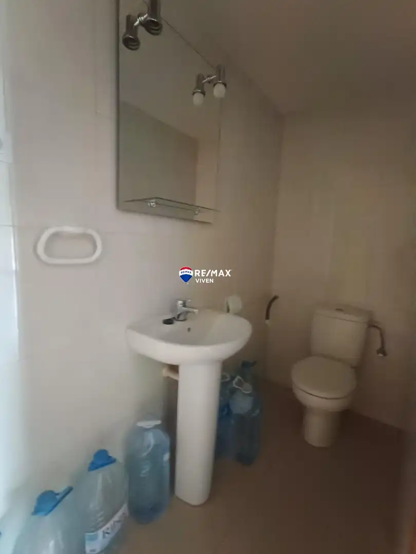 Bany de Local en venda en Olivella amb Terrassa