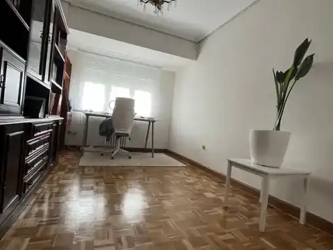 Sala d'estar de Pis en venda en Vitoria - Gasteiz