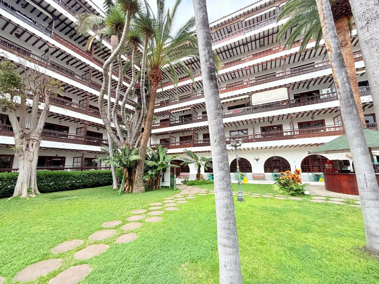 Vista exterior de Estudi en venda en Puerto de la Cruz amb Terrassa i Moblat