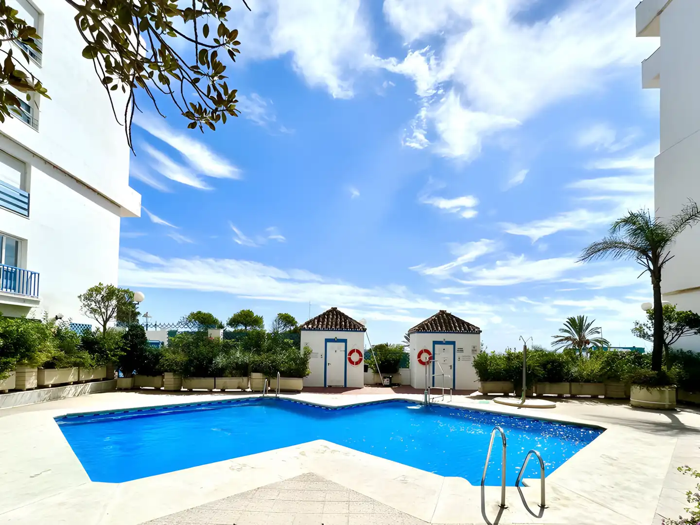 Apartament amb piscina en venda a Estepona Pueblo, imagen 24