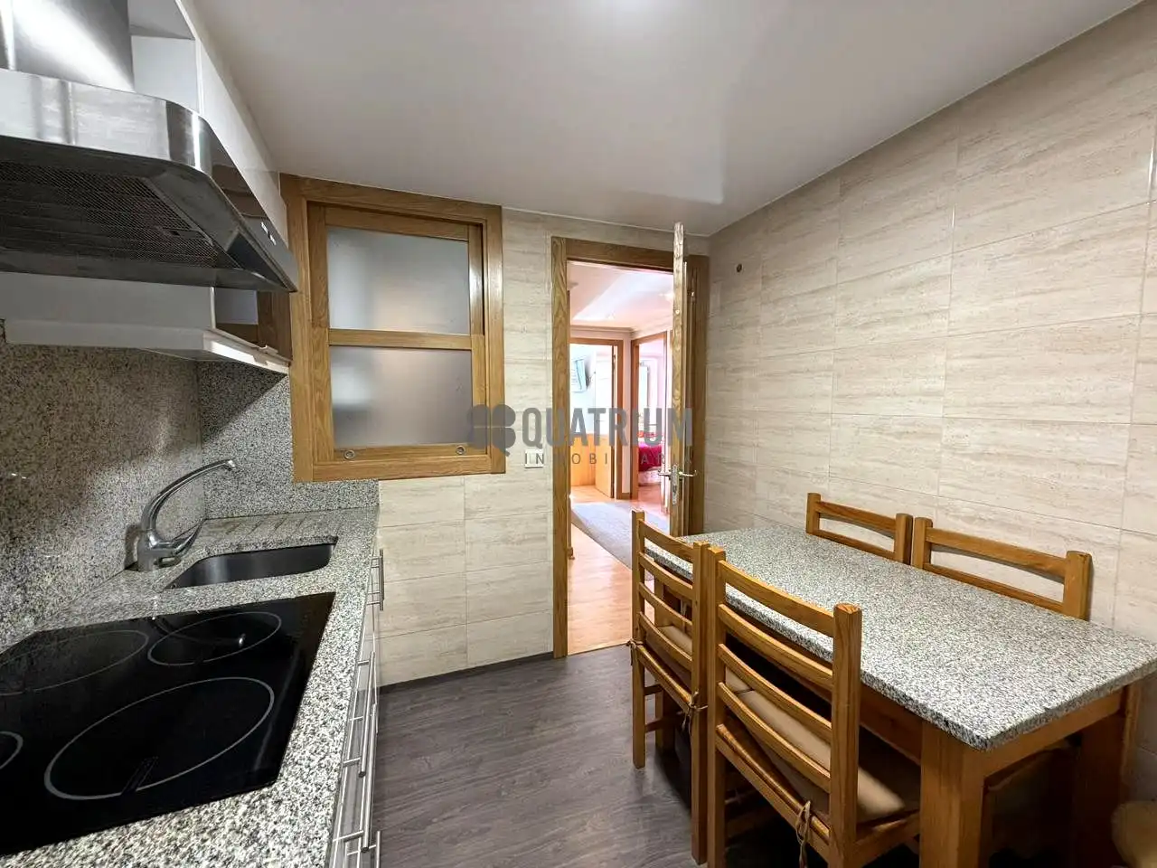 Flat for rent in Rúa das Carretas, Casco Histórico