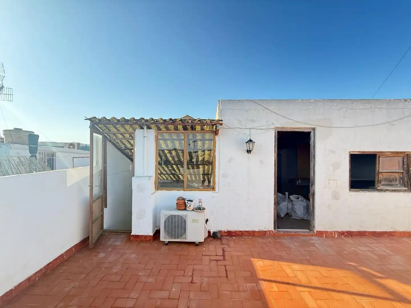 Vista exterior de Casa o chalet en venta en Alginet con Aire acondicionado, Calefacción y Parquet