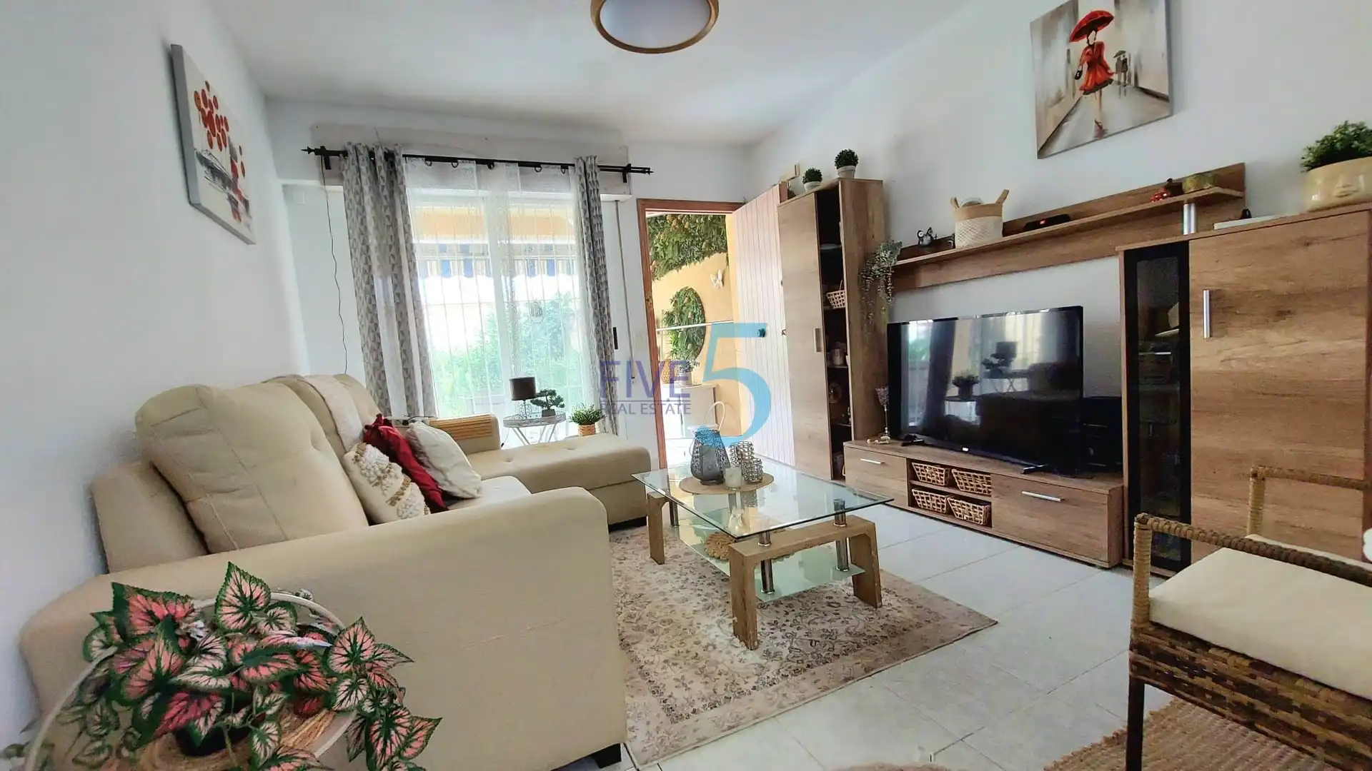Casa con terraza en venta en Zona Carrefour - Urbanizaciones, imagen 3