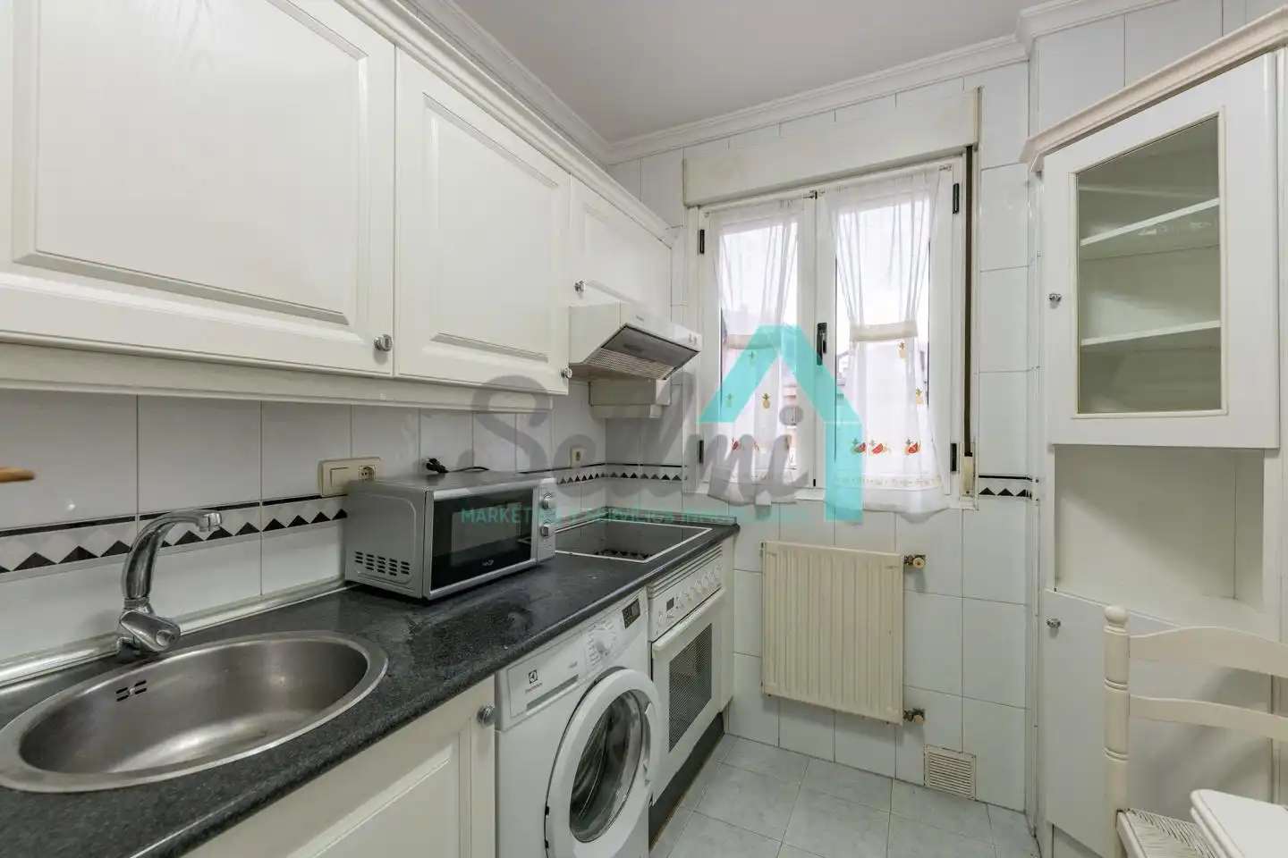 Küche von Wohnung zur Miete in Oviedo  mit Heizung, Parkett und Möbliert