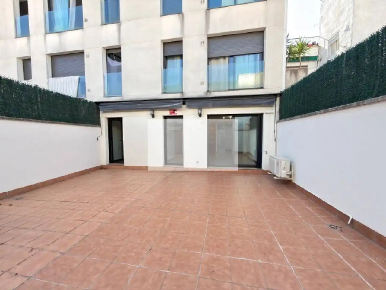 Terraza de Piso en venta en Sabadell con Aire acondicionado, Calefacción y Jardín privado