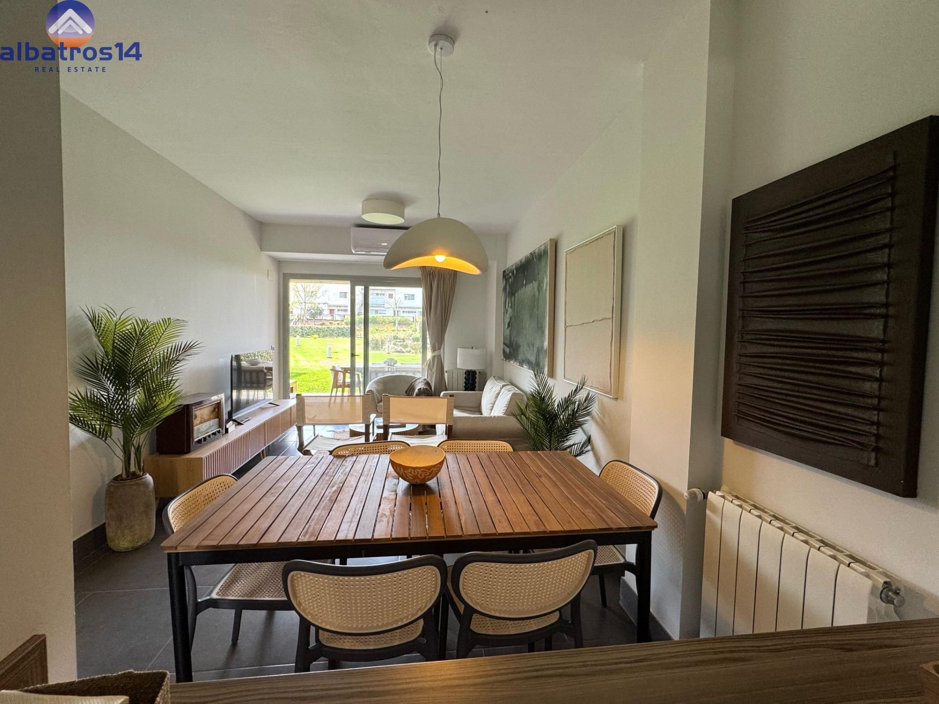 Menjador de Apartament en venda en El Rompido amb Aire condicionat, Calefacció i Jardí privat