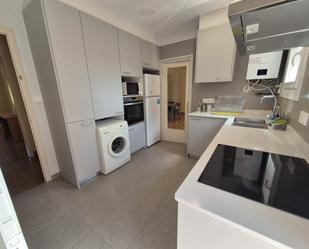 Kitchen of Flat to rent in Vic  with Heating, Furnished and Oven