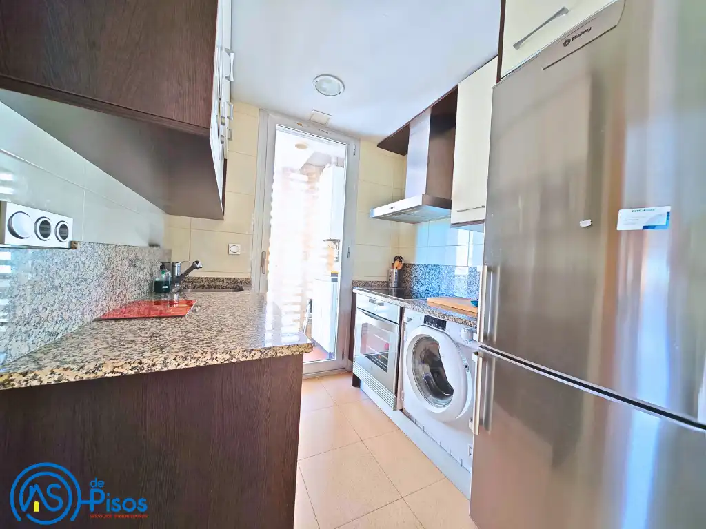 Cocina de Piso de alquiler en Cadrete con Calefacción, Jardín privado y Parquet