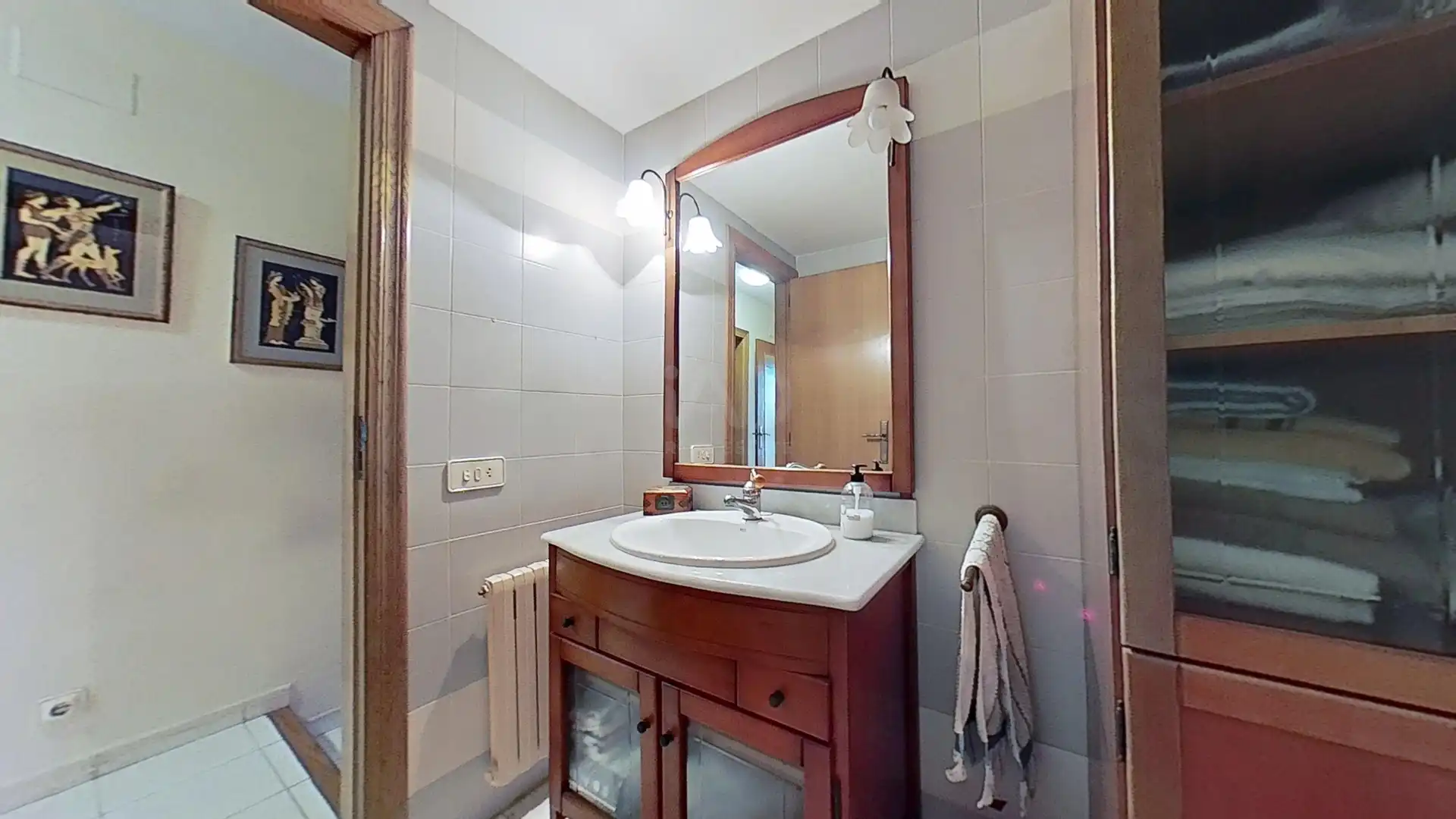 Baño de Casa adosada en venta en Castellón de la Plana / Castelló de la Plana con Aire acondicionado, Calefacción y Terraza