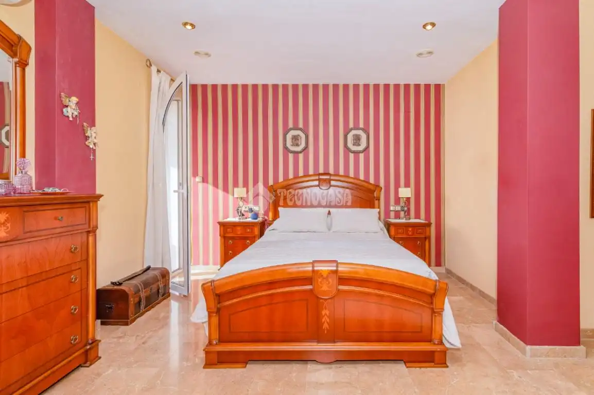 Bedroom of Houses for sale in Cenes de la Vega  with Terrace and Swimming Pool