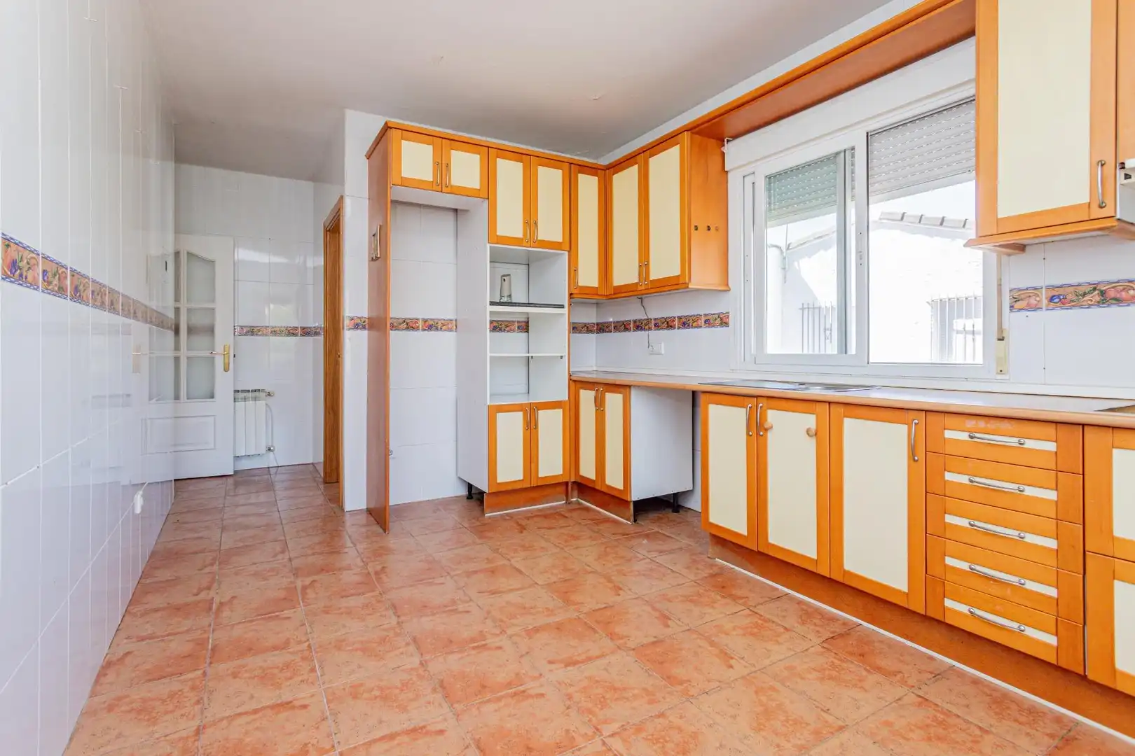 Kitchen of Houses for sale in Guadalix de la Sierra  with Heating, Terrace and Swimming Pool