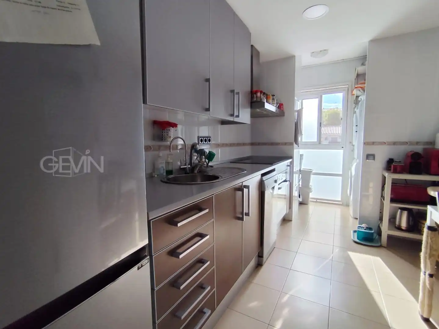 Cocina de Piso en venta en Santa Perpètua de Mogoda con Aire acondicionado, Trastero y Balcón