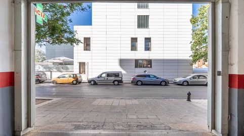 Plaza de garaje cerrado con estanterías en parque Genil cerca de Hospital La Inmaculada, imatge 2