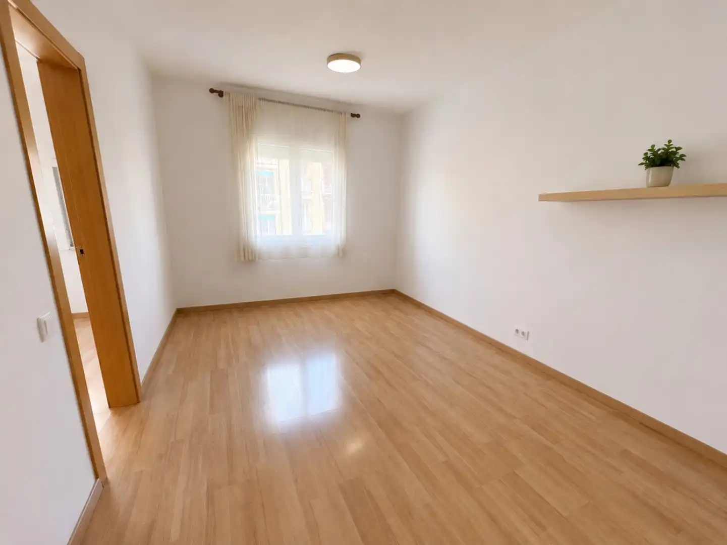 Habitación de Piso en venta en Barcelona con Parquet