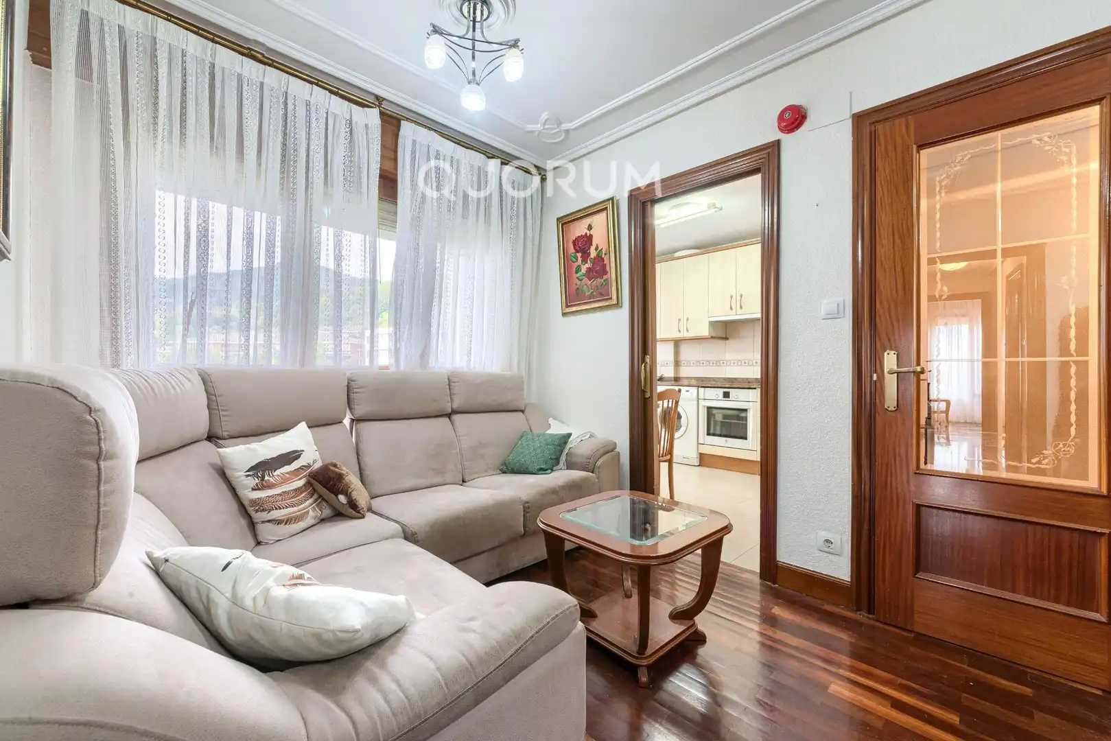 Wohnzimmer von Wohnung zum Verkauf in Kalero - Basozelai