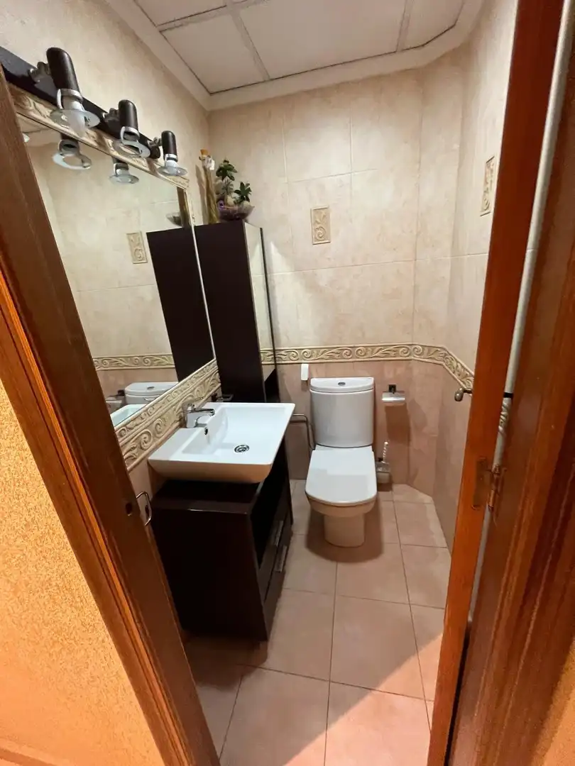 Baño de Apartamento en venta en Formentera del Segura con Aire acondicionado, Calefacción y Balcón