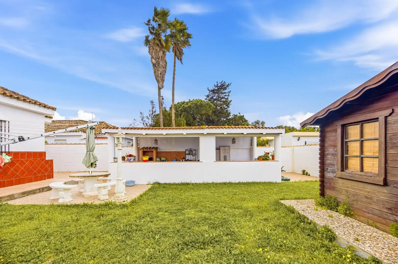 Jardín de Casa o chalet en venta en Chiclana de la Frontera con Aire acondicionado, Calefacción y Jardín privado