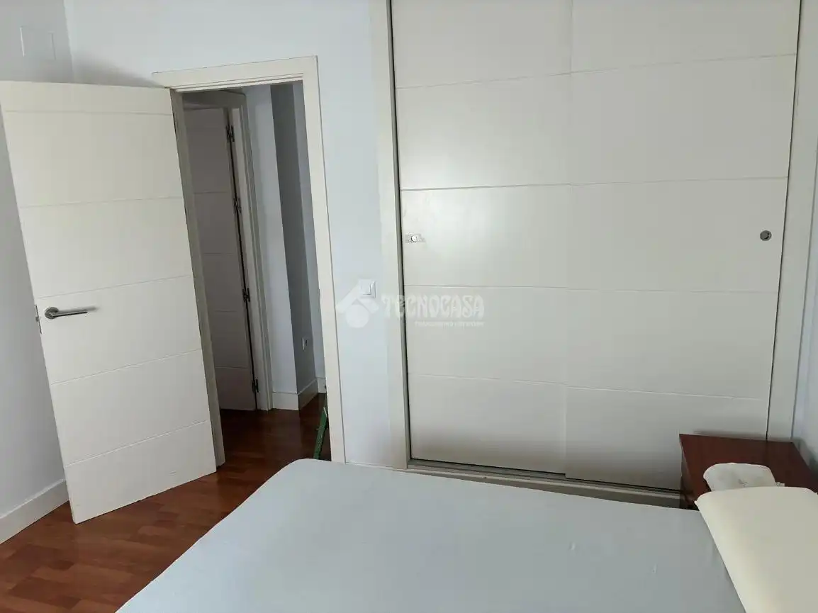 Habitación de Ático de alquiler en Sevilla con Aire acondicionado, Terraza y Piscina