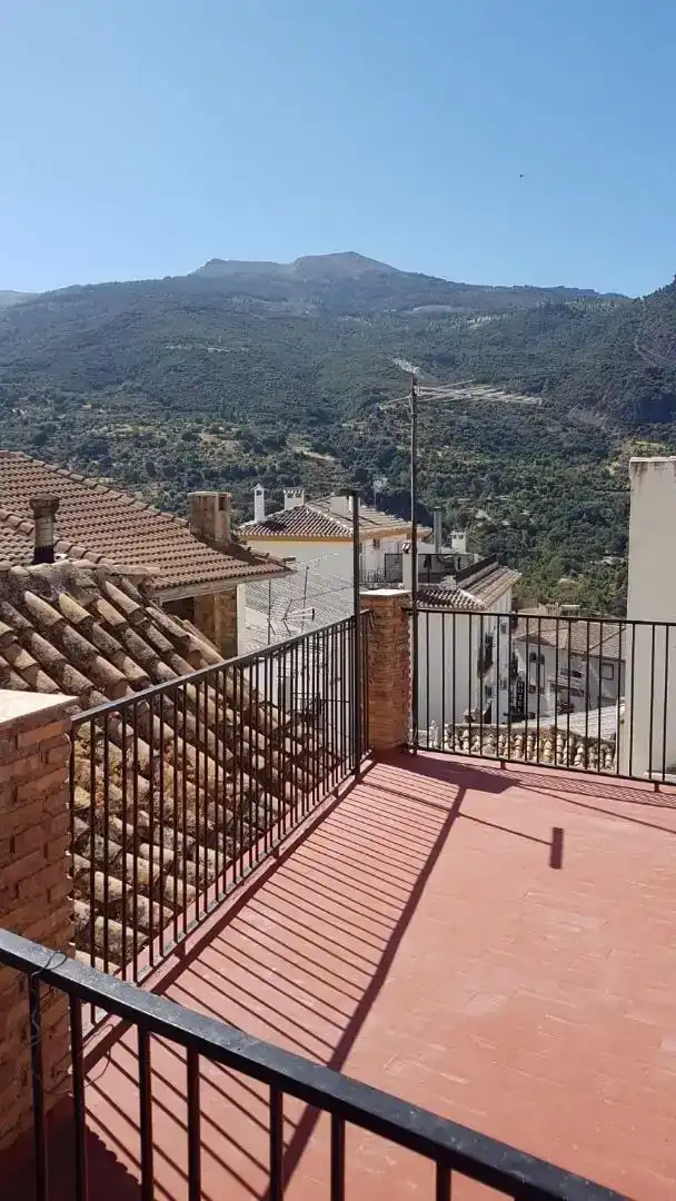 Vista exterior de Casa adosada en venda en Güéjar Sierra