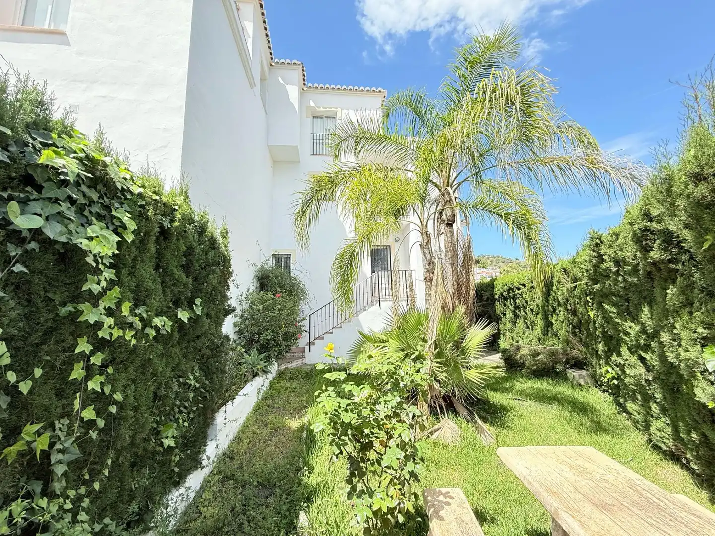 Jardín de Dúplex en venta en Nerja con Jardín privado, Trastero y Piscina comunitaria