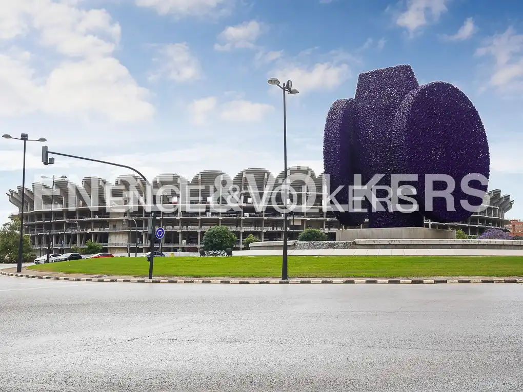 Vista exterior de Apartamento en venta en Valencia con Aire acondicionado, Calefacción y Amueblado