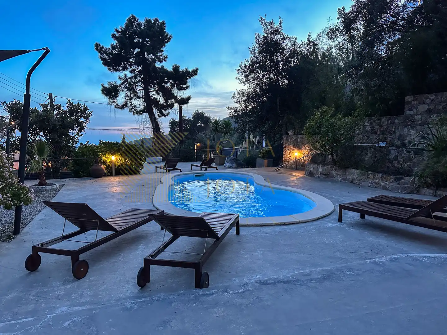 Casa con piscina en venta en Serra Brava, imagen 3