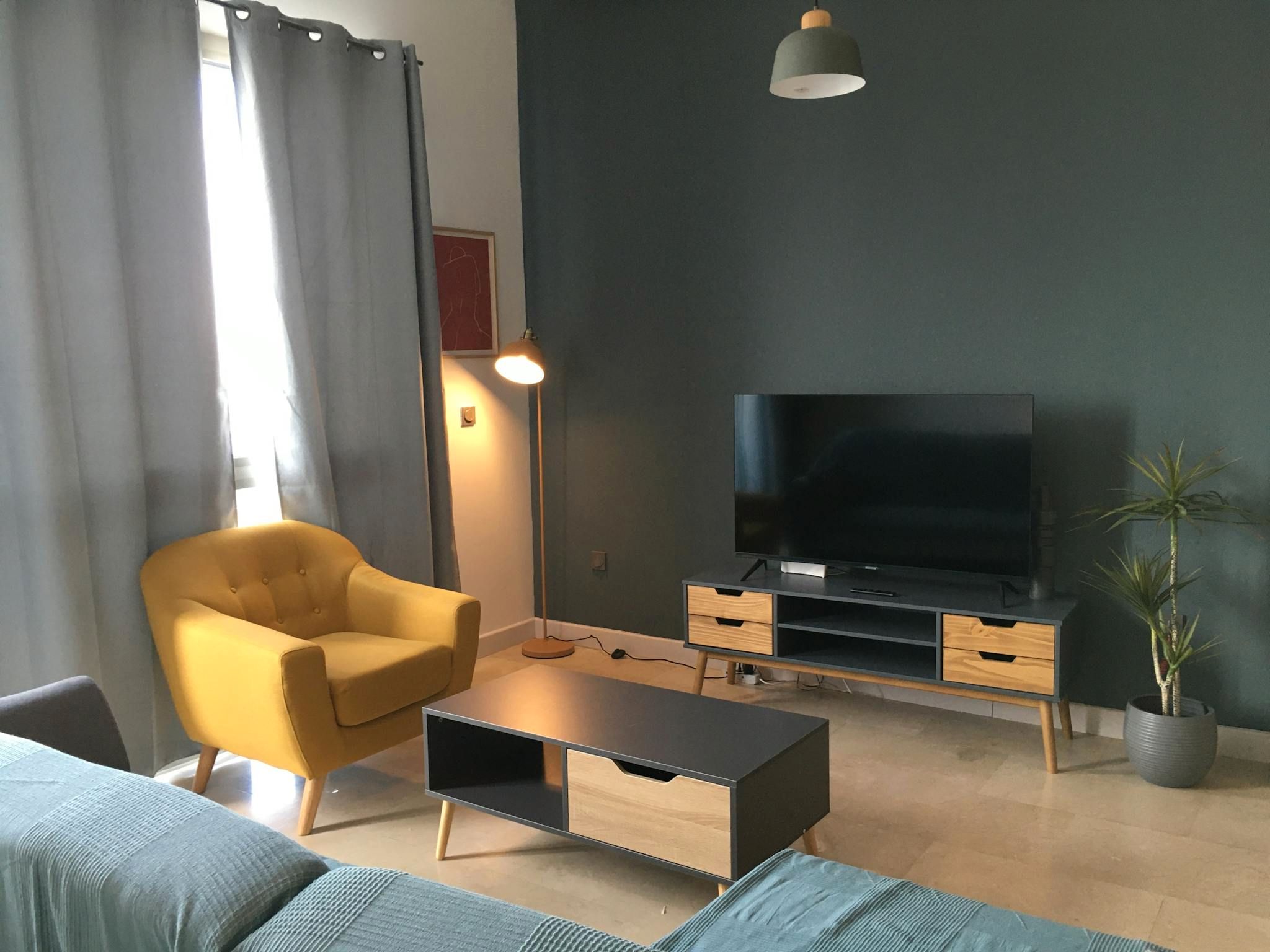 Living room of Flat for rent in  Madrid Capital  with Air Conditioner, Heating and Furnished