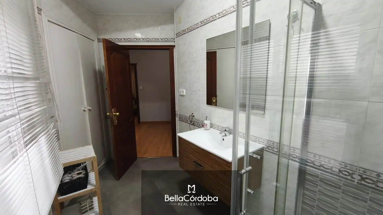 Flat with lift for sale in Eduardo Lucena, imagen 9