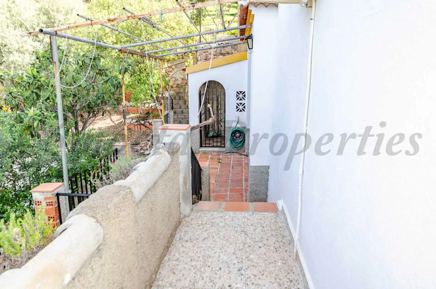 Casa rústica con terraza en venta en Comares, imagen 11