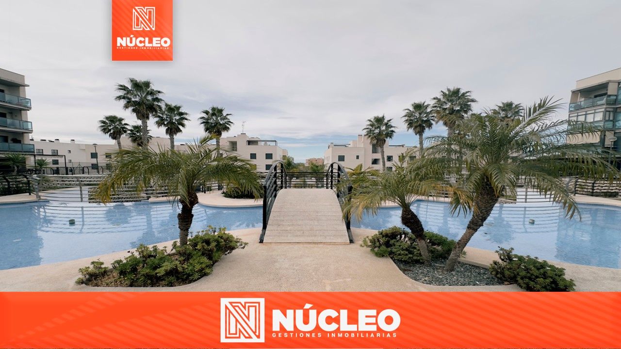 Vista exterior de Apartament en venda en Santa Pola amb Aire condicionat, Calefacció i Parquet