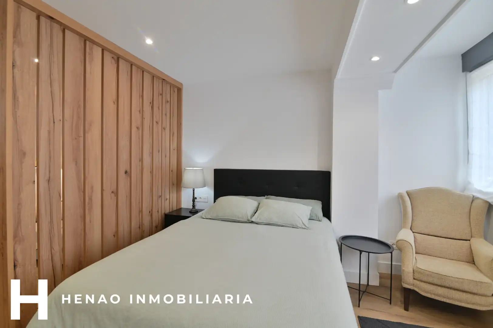 Habitación de Apartamento en venta en Bilbao  con Calefacción, Parquet y Amueblado