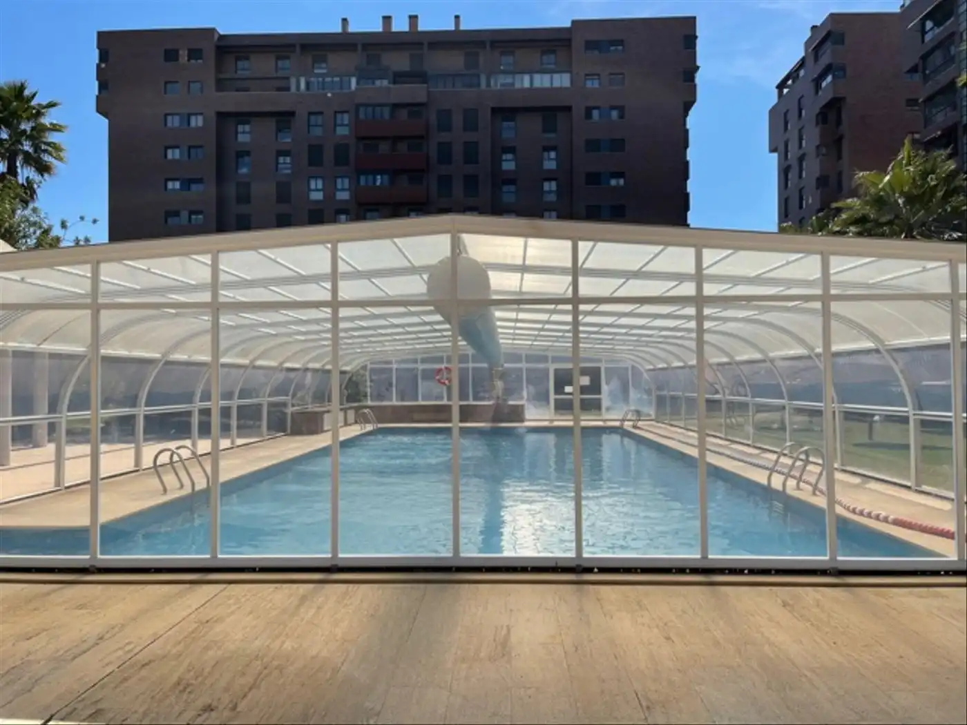 Piscina de Apartamento en venta en Playa de San Juan - El Cabo de las Huertas
