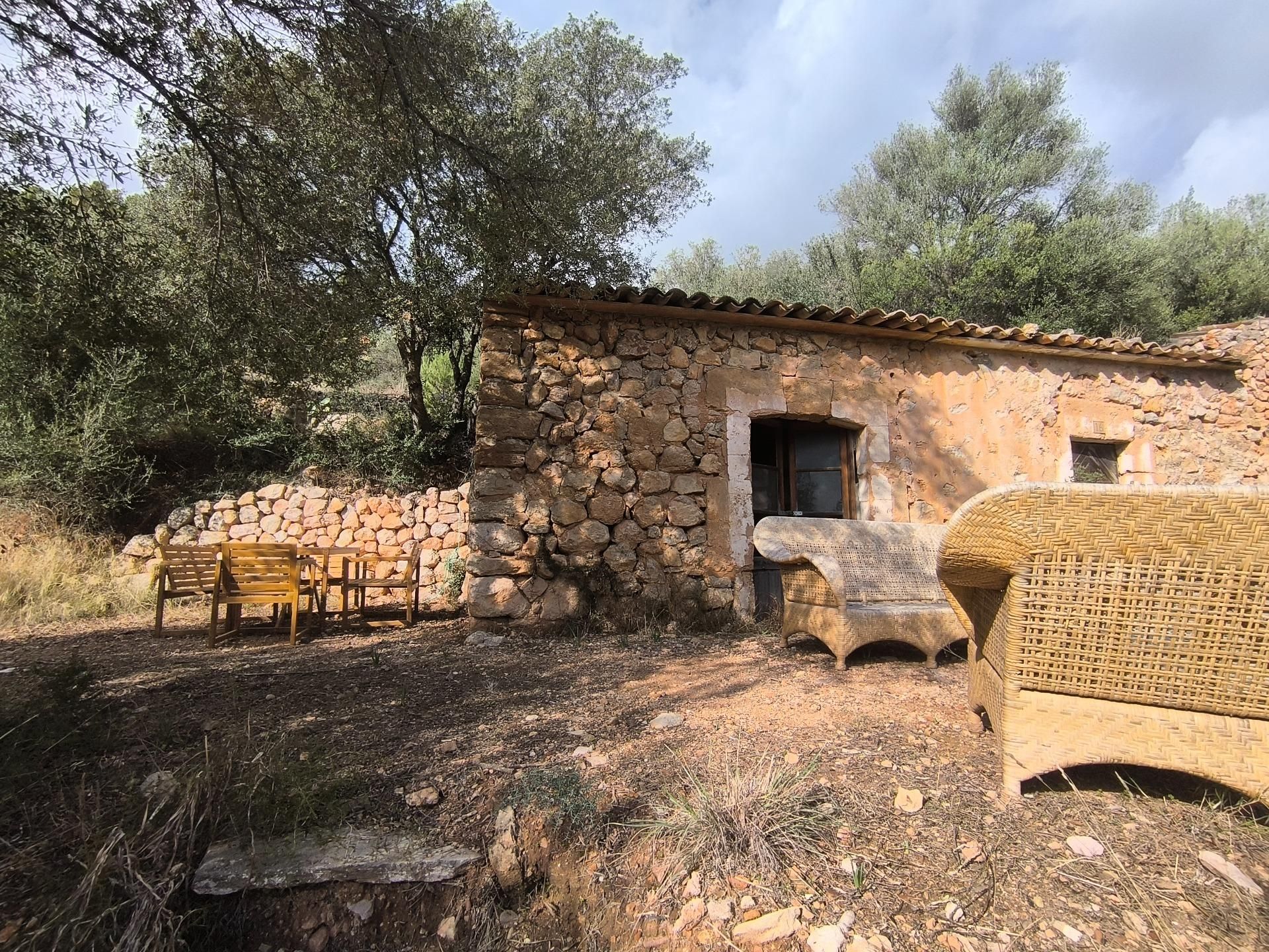 Vista exterior de Finca rústica en venda en Andratx amb Jardí privat