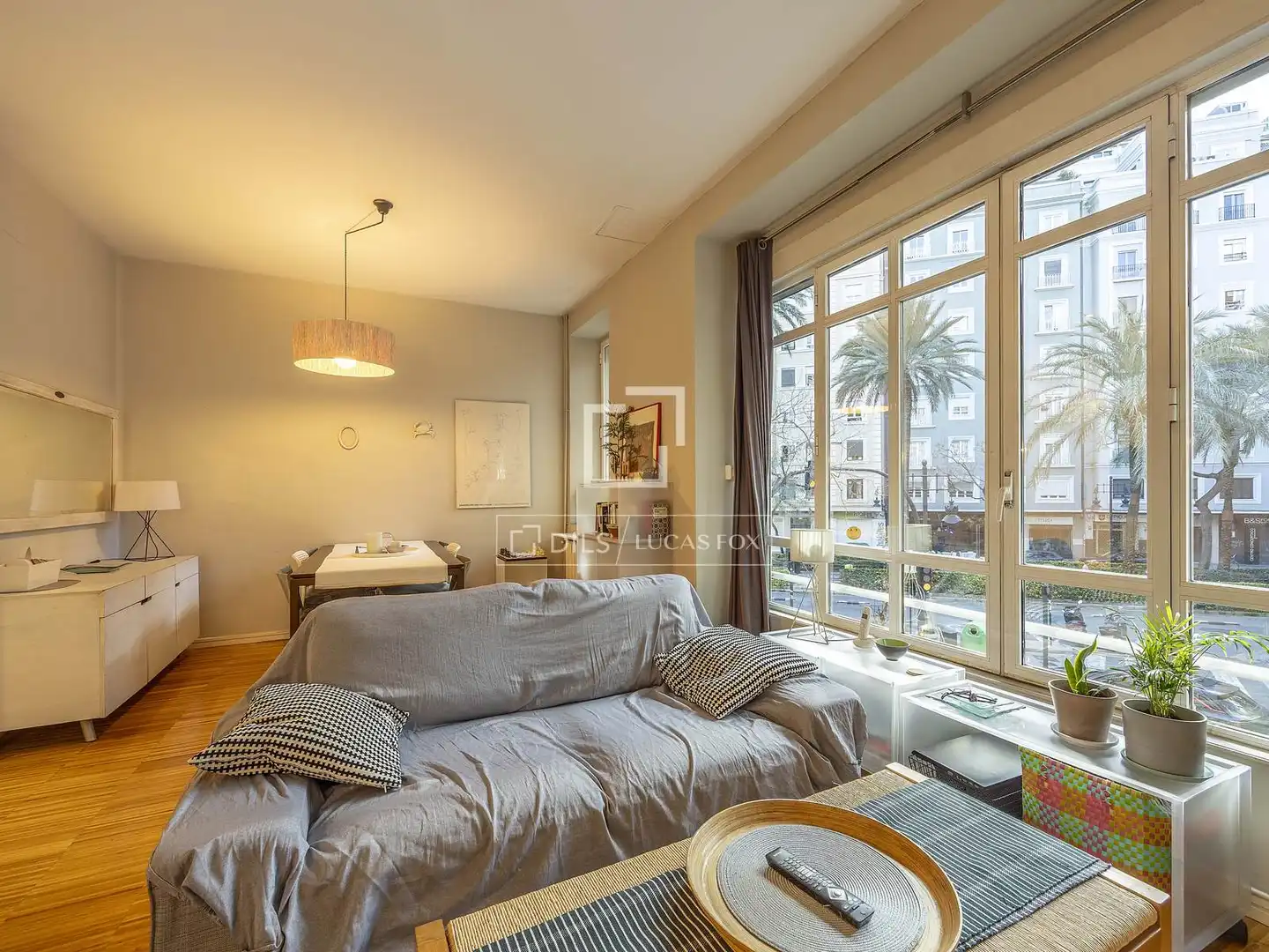 Vista exterior de Piso en venta en Valencia con Aire acondicionado, Calefacción y Parquet