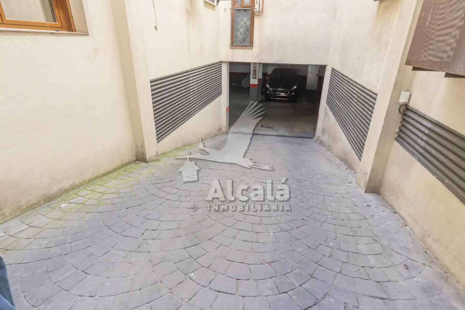 Parking de Piso en venta en Meco con Calefacción, Parquet y Amueblado