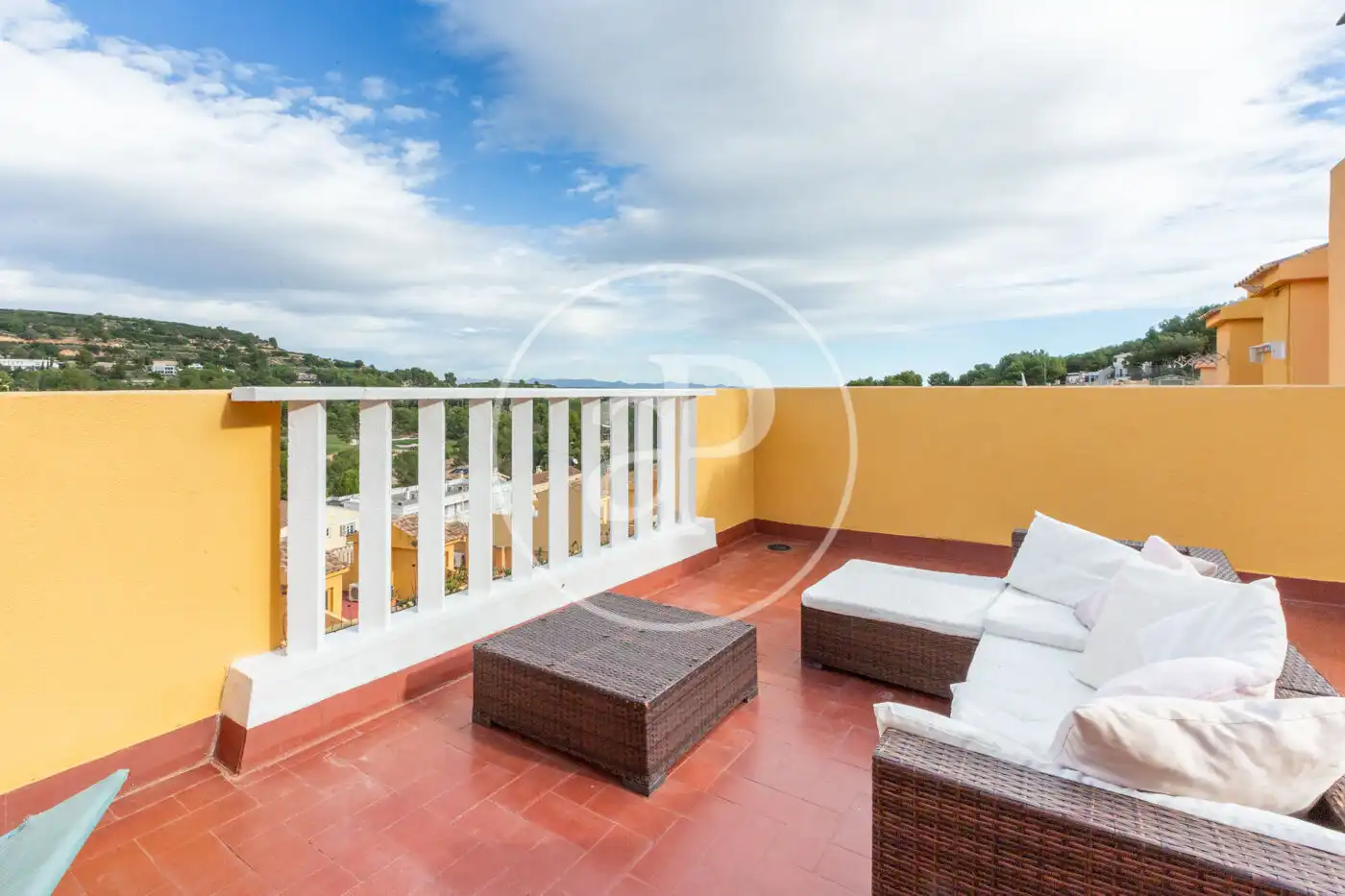 Terraza de Casa adosada en venta en Chiva con Aire acondicionado, Calefacción y Jardín privado