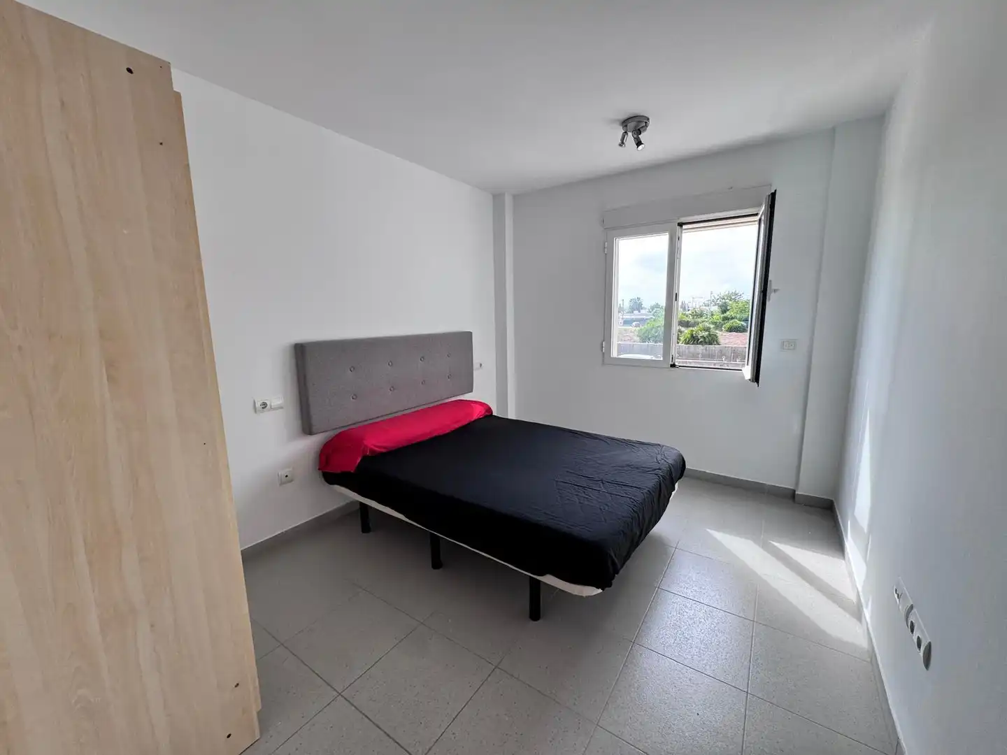 Bedroom of Apartments for sale in Piles  with Air Conditioner, Private garden and Swimming Pool