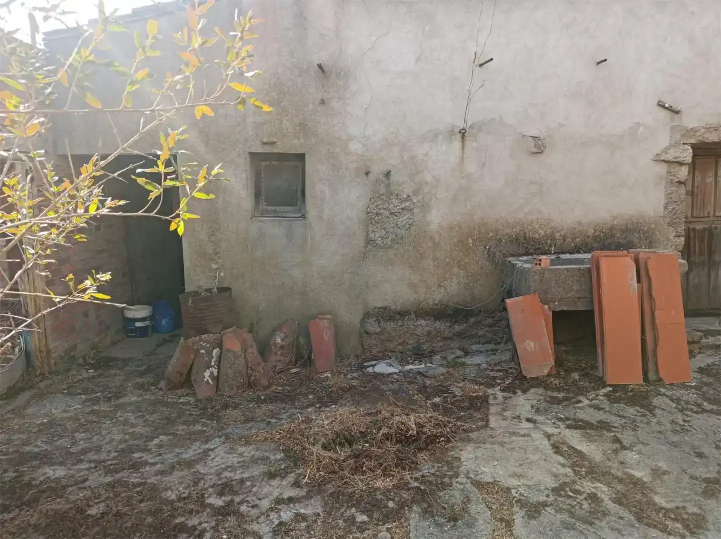 Casa adosada en venta en Muga de Sayago
