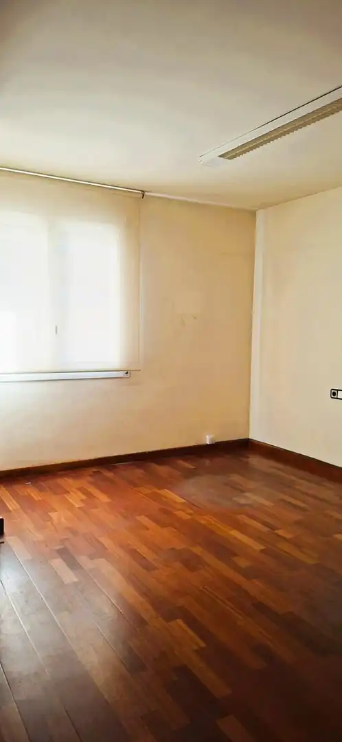 Bedroom of Office for rent in Eixample Nord