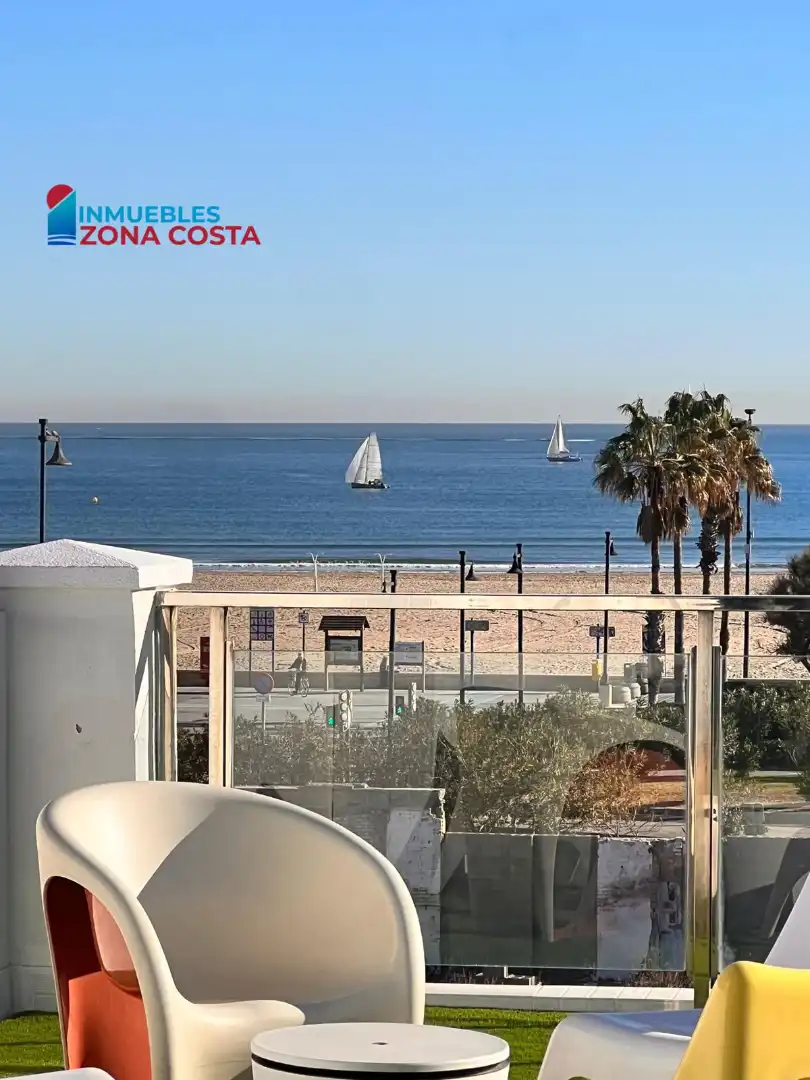 Exterior view of Houses for sale in Valencia  with Air Conditioner, Heating and Terrace
